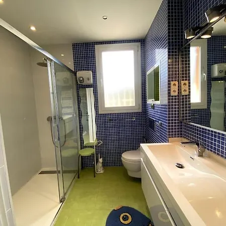 Hermosa Cerca Playa Y Piscina Privada